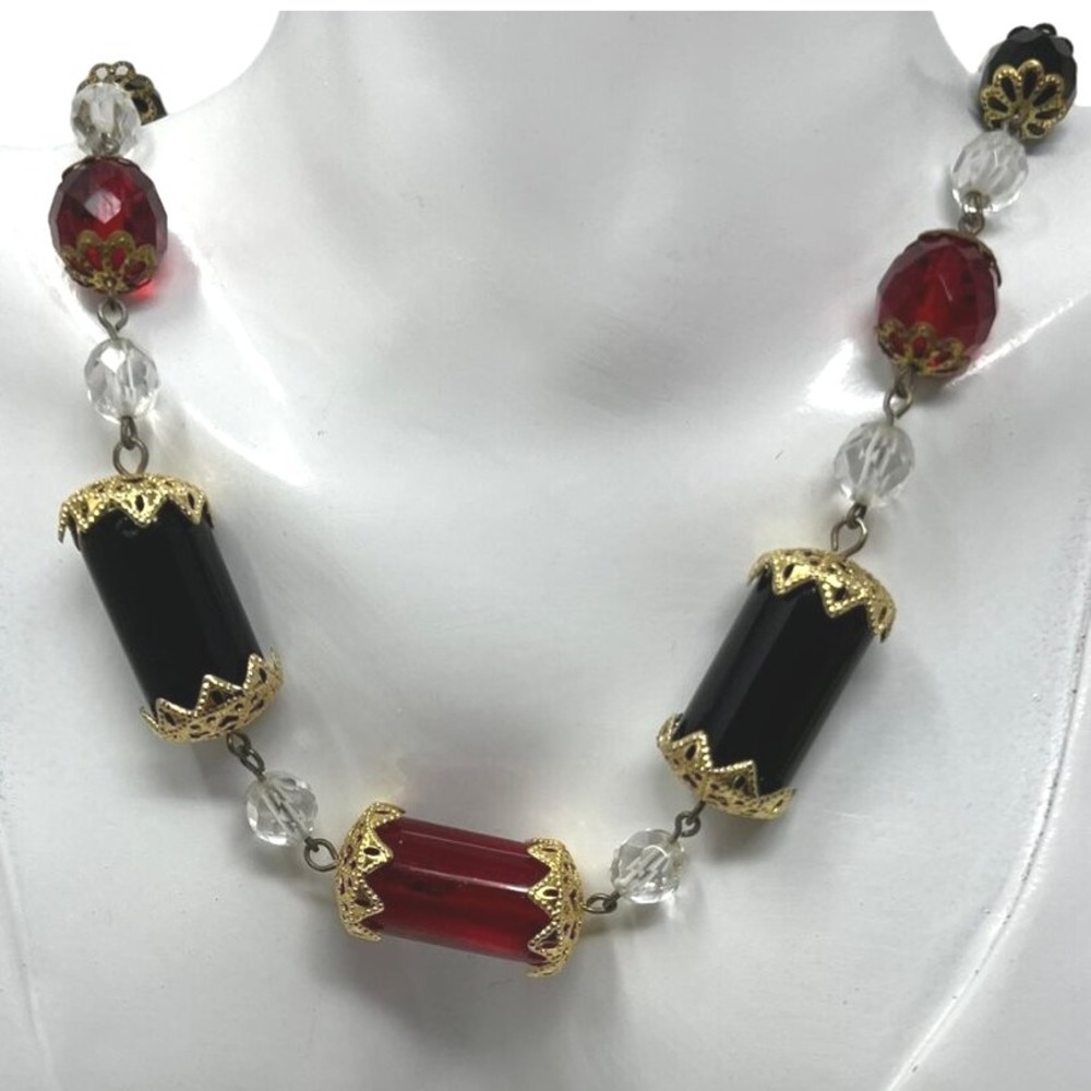 Gold Tone Necklace‎ Red Black Beads with Gold Tone Caps Barrel Closure